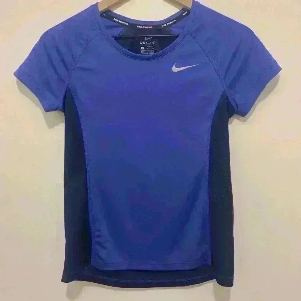 Nike Dri-FIT Miler Running T-Shirt, Women’s Small, Two Tone Violet and Navy Blue